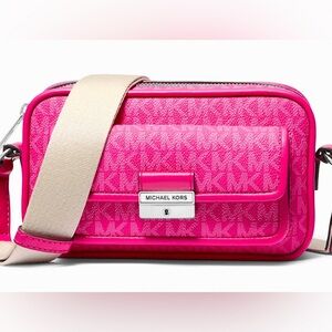 NWT Pink Michael Kors Bradshaw Extra-Small Signature Logo Camera Crossbody Bag